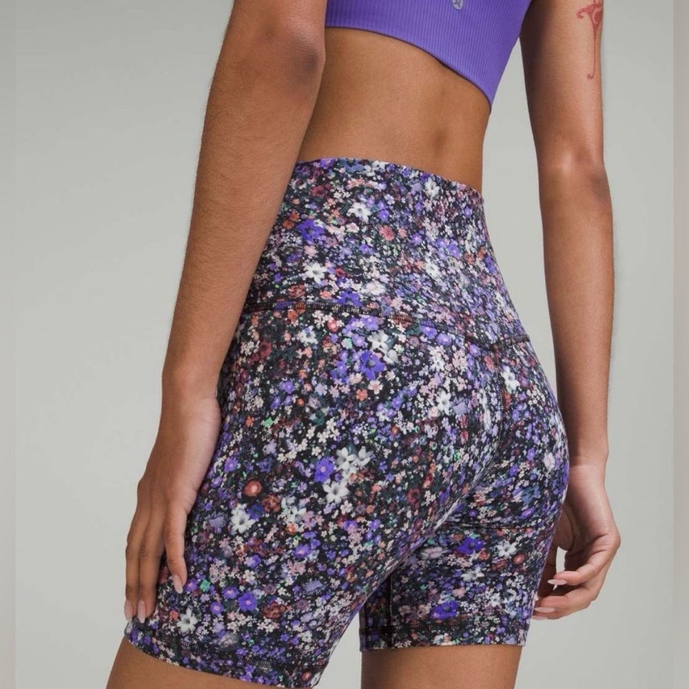 Lululemon Align floral shorts 8”
